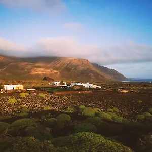 https://estudio-con-bano-privado.in-canary-islands.com